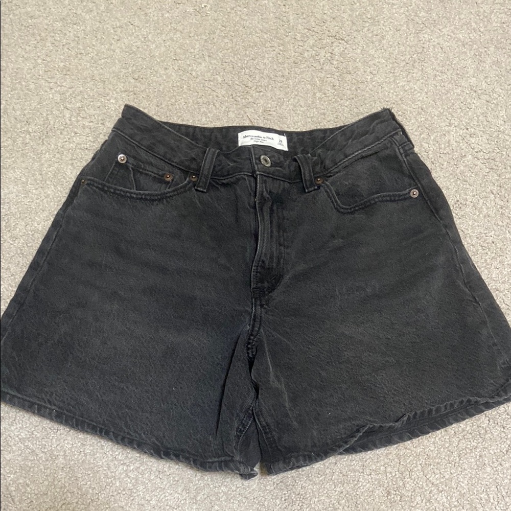 Abercrombie loose fit shorts